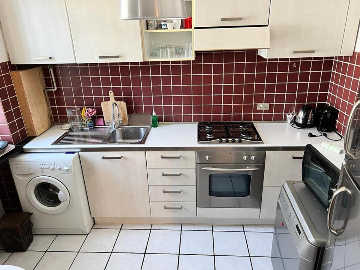 Lovely 1 Bdr Apartment In Paolo Sarpi ミラノ エクステリア 写真